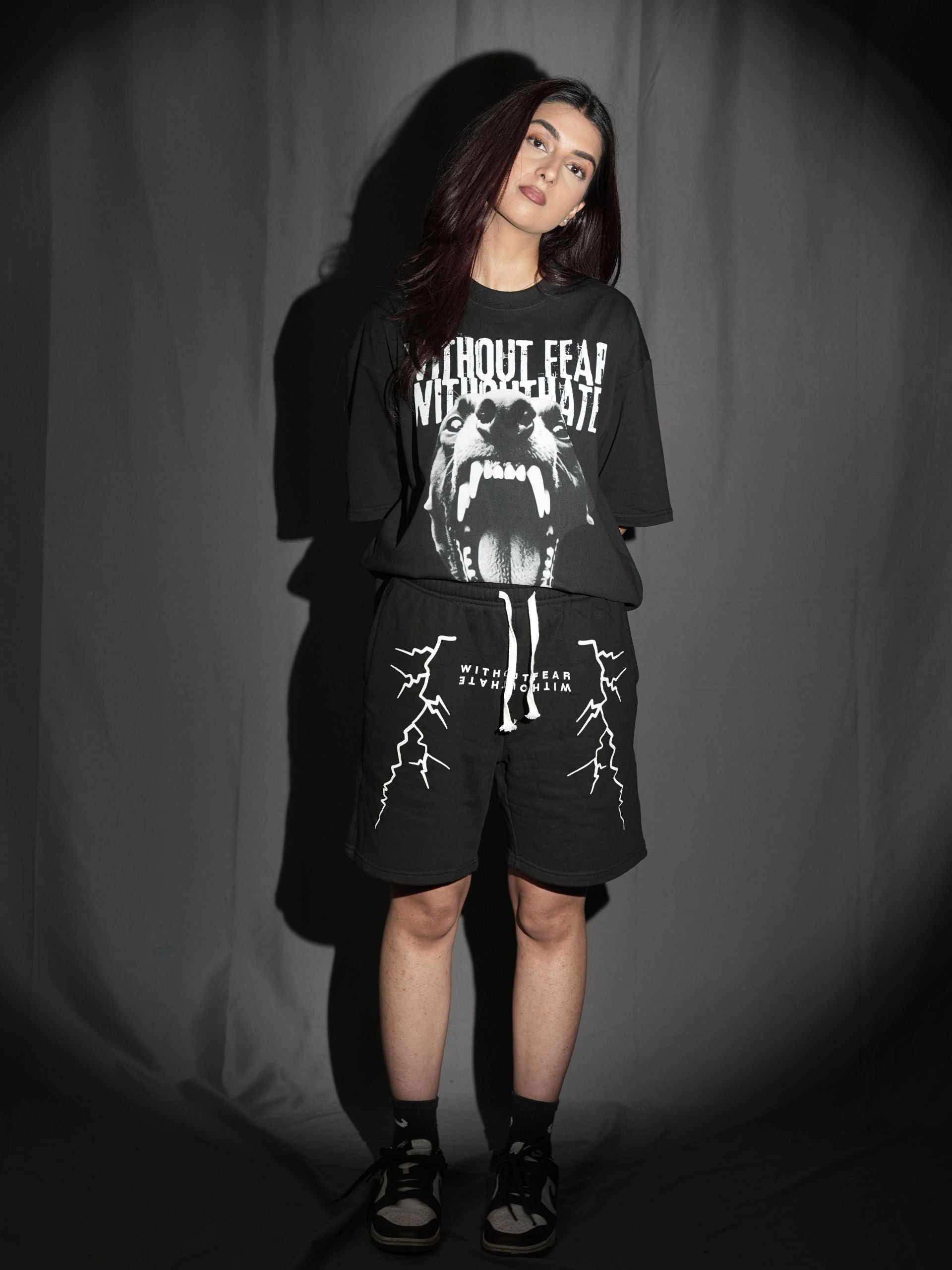 dobermann_oversized_hiphop_tshirt_black_front_wfwh_hiphop